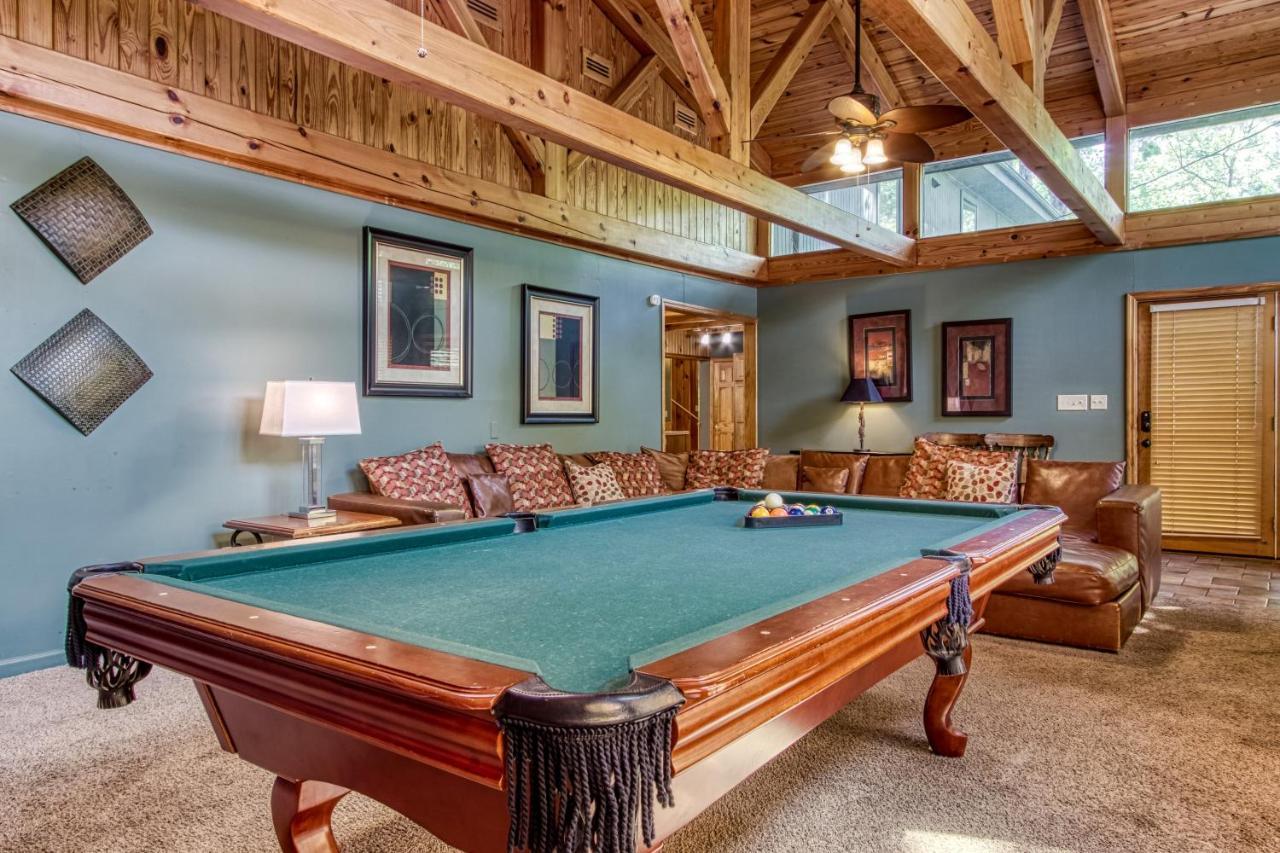Mountain Lake Lodge, Hot Tub, Theater Room, 1089 Free Tickets Each Paid Day, Dollywood And More Sevierville Luaran gambar