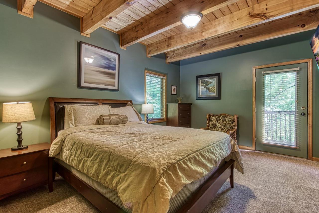 Mountain Lake Lodge, Hot Tub, Theater Room, 1089 Free Tickets Each Paid Day, Dollywood And More Sevierville Luaran gambar