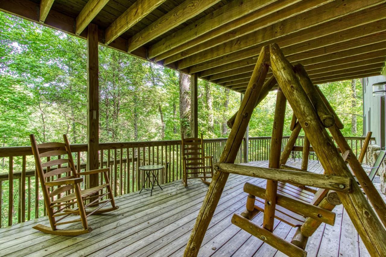 Mountain Lake Lodge, Hot Tub, Theater Room, 1089 Free Tickets Each Paid Day, Dollywood And More Sevierville Luaran gambar